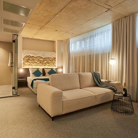 Bizarre Boutique Hotel Warna Zewnętrze zdjęcie