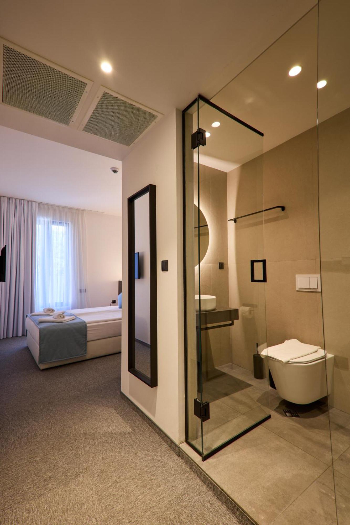 Bizarre Boutique Hotel Warna Zewnętrze zdjęcie
