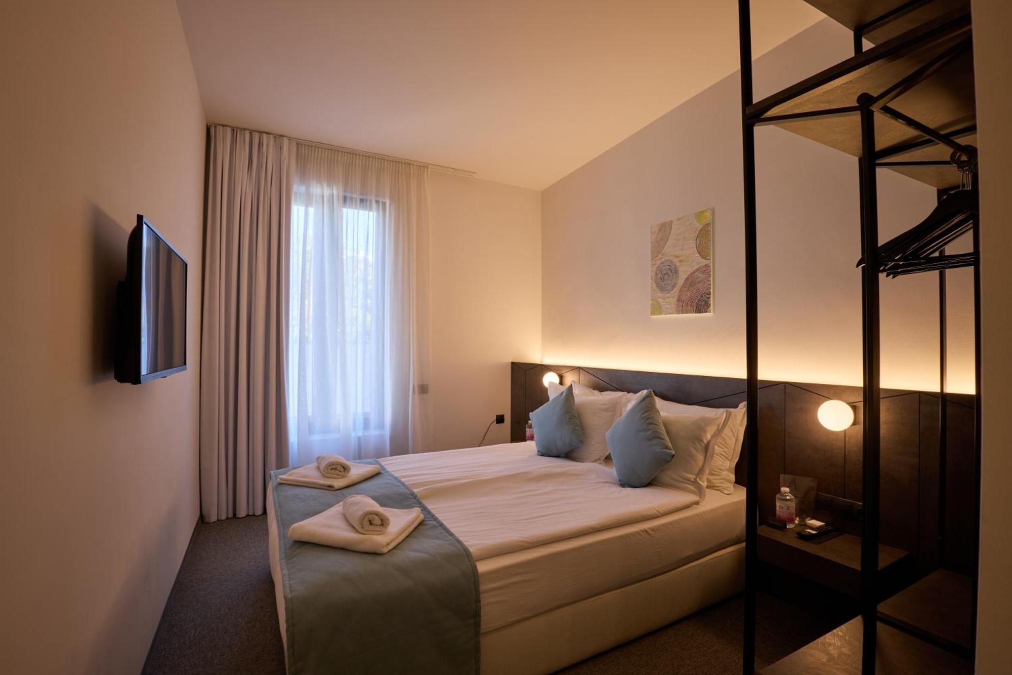 Bizarre Boutique Hotel Warna Zewnętrze zdjęcie