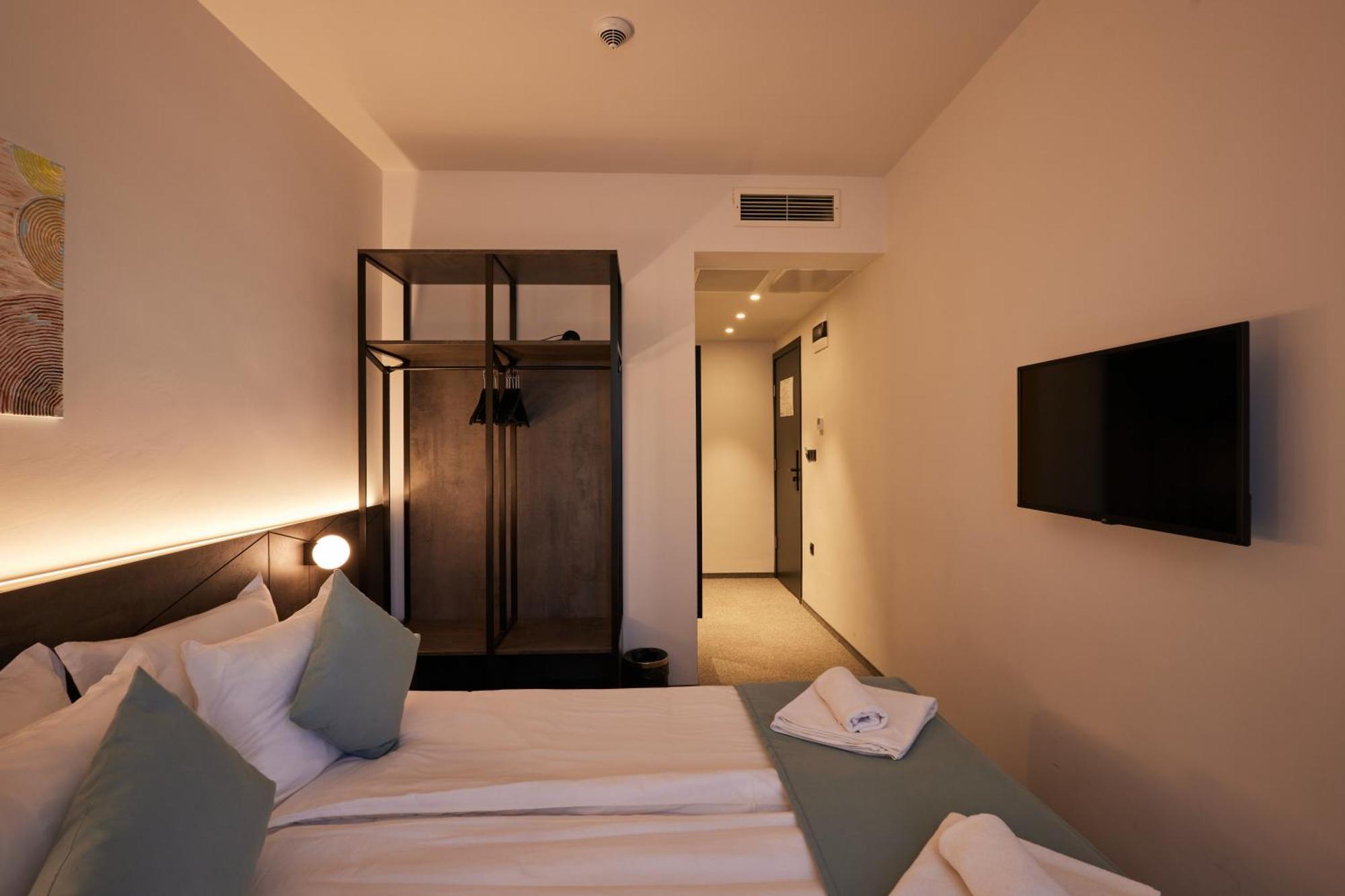 Bizarre Boutique Hotel Warna Zewnętrze zdjęcie