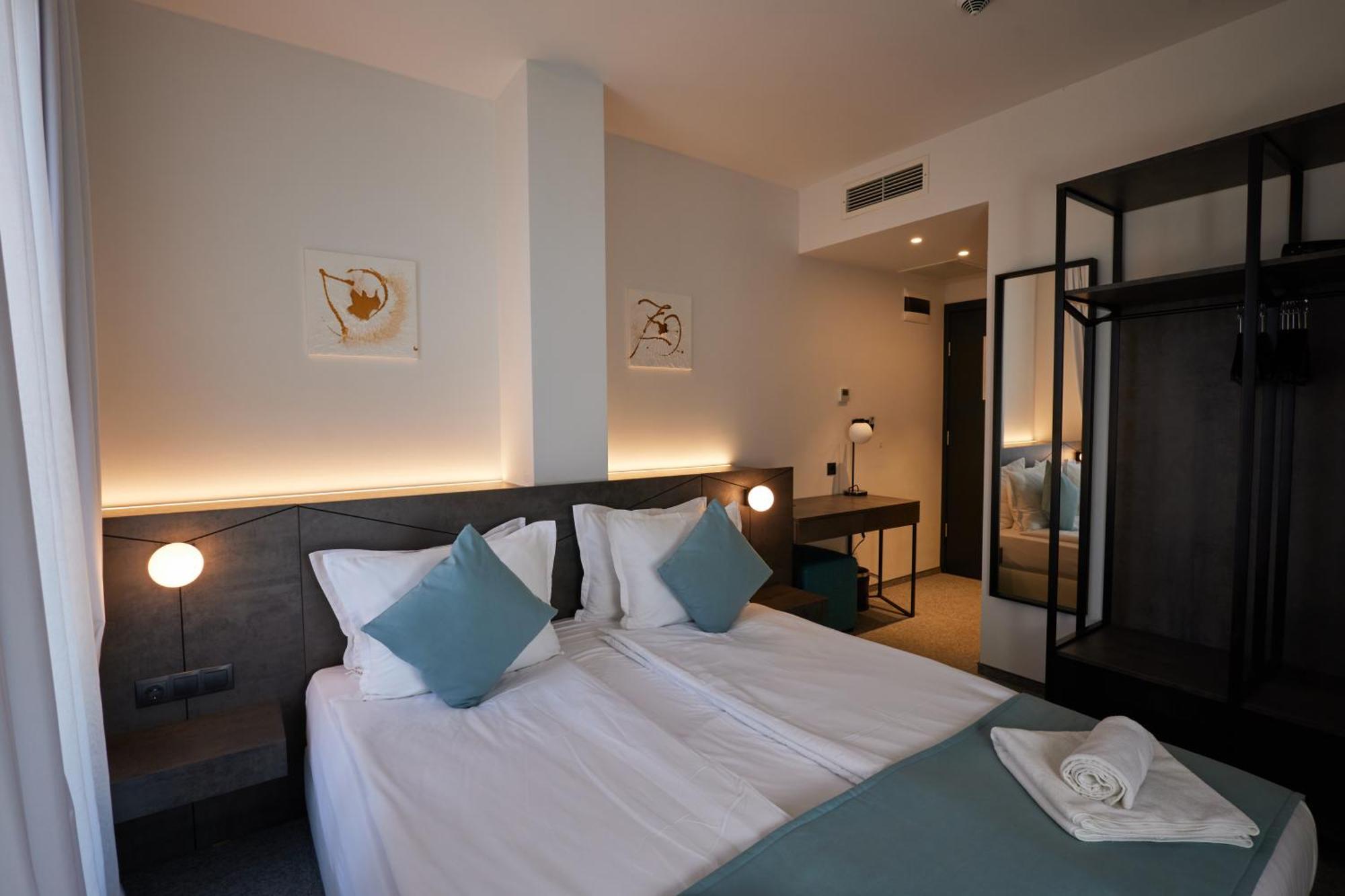 Bizarre Boutique Hotel Warna Zewnętrze zdjęcie