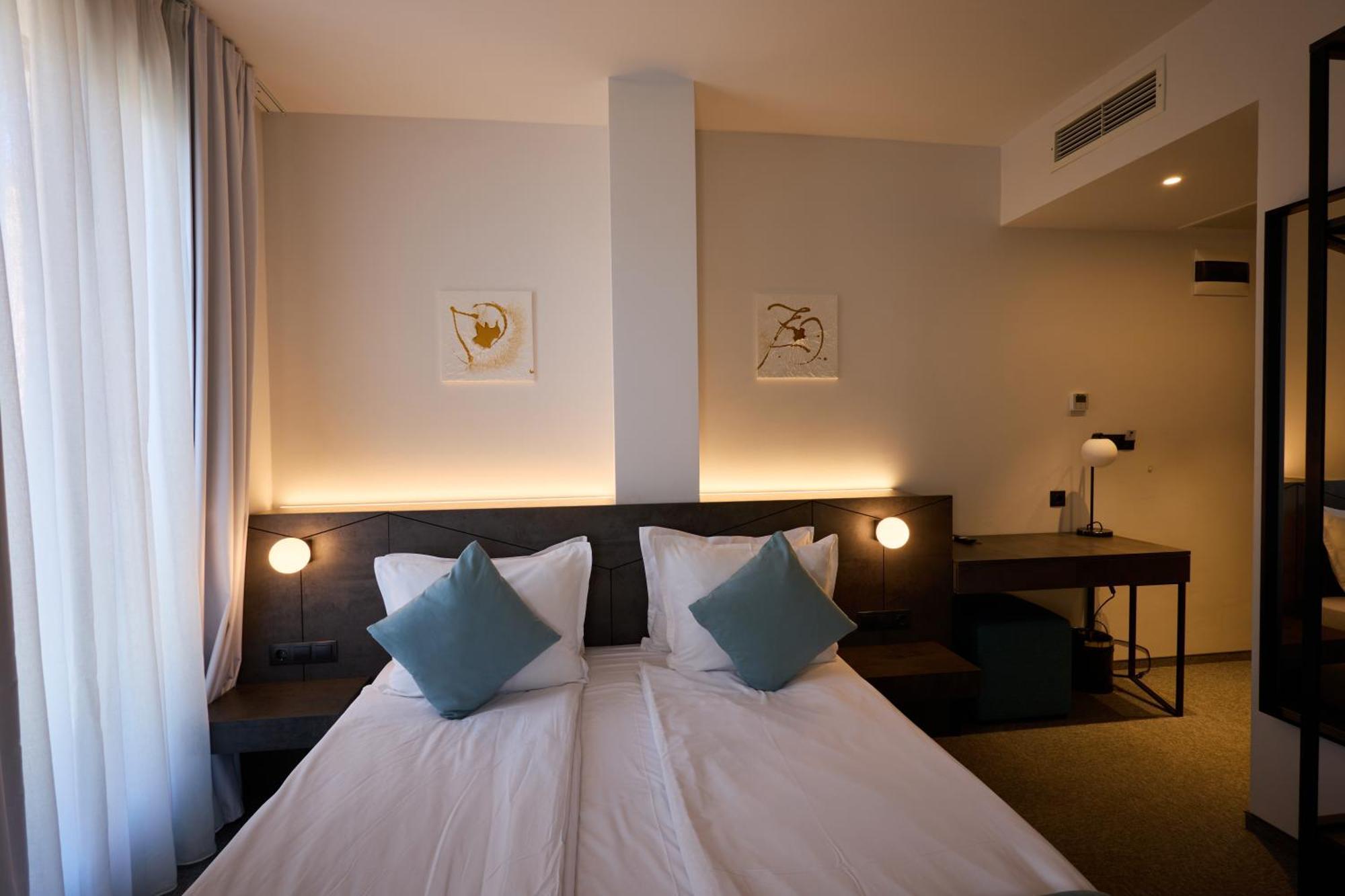 Bizarre Boutique Hotel Warna Zewnętrze zdjęcie