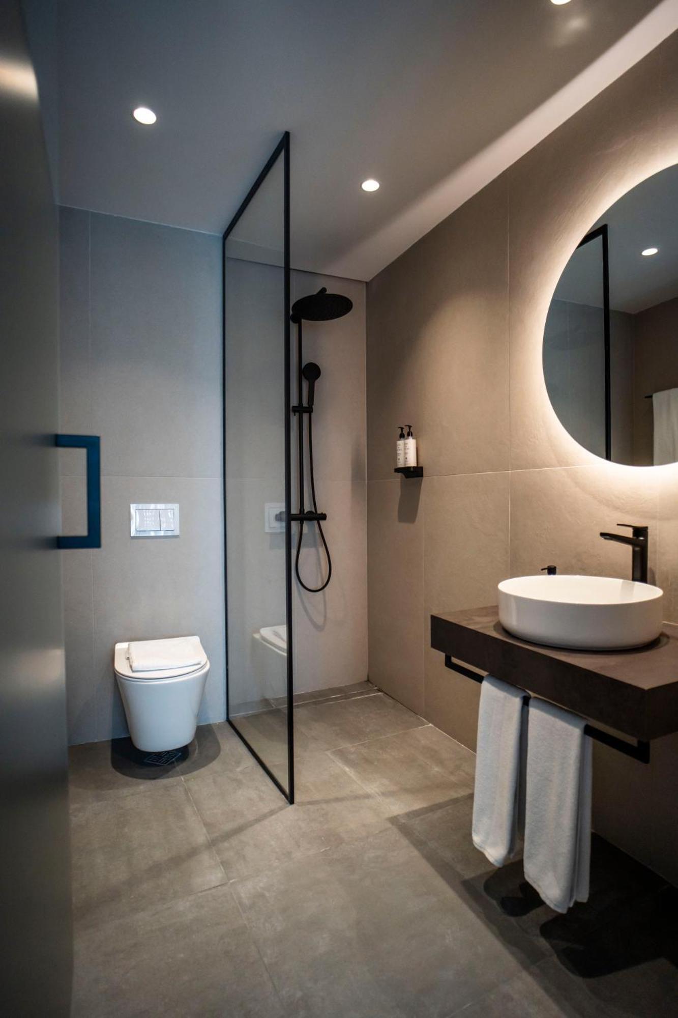 Bizarre Boutique Hotel Warna Zewnętrze zdjęcie