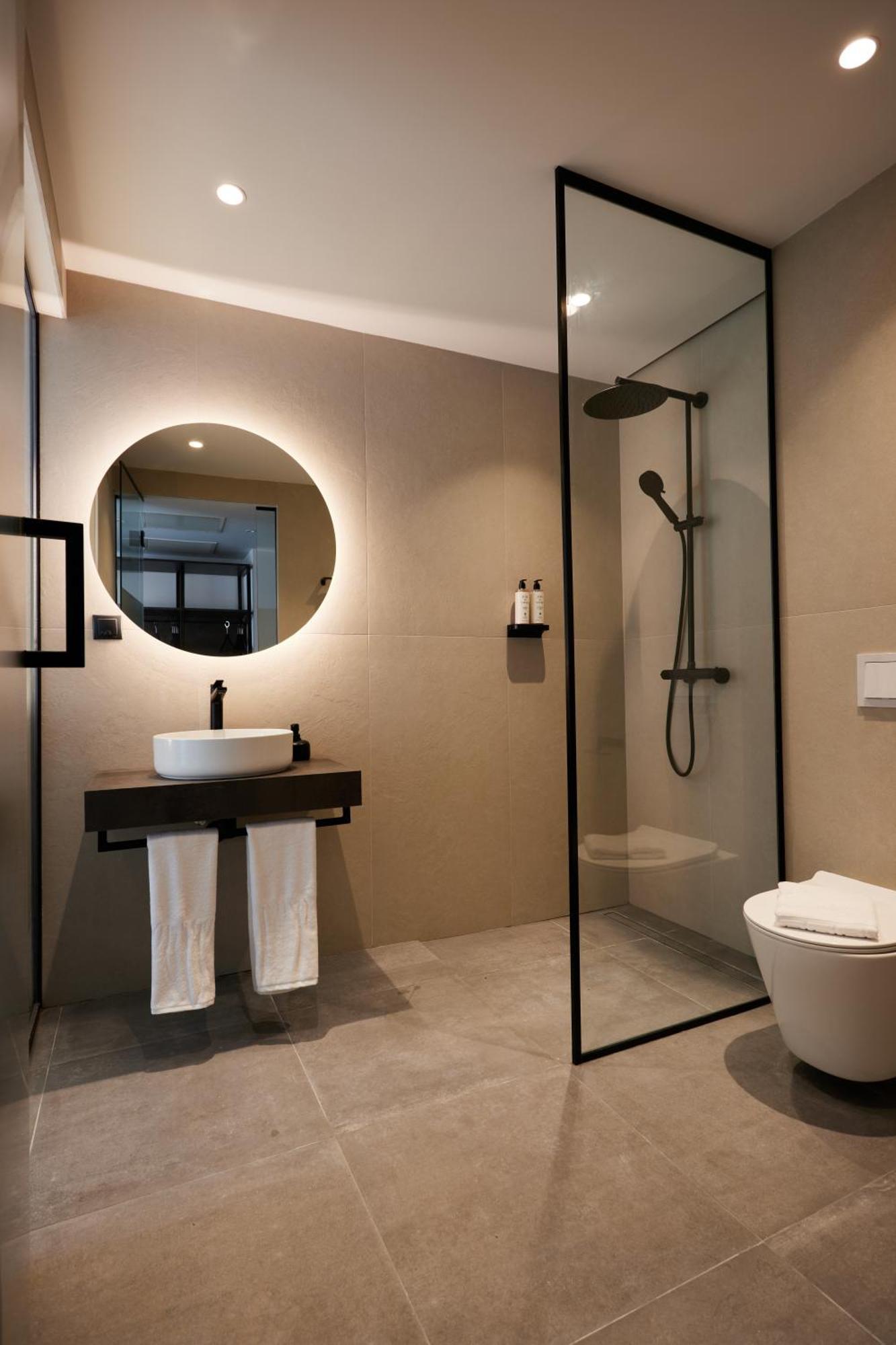 Bizarre Boutique Hotel Warna Zewnętrze zdjęcie