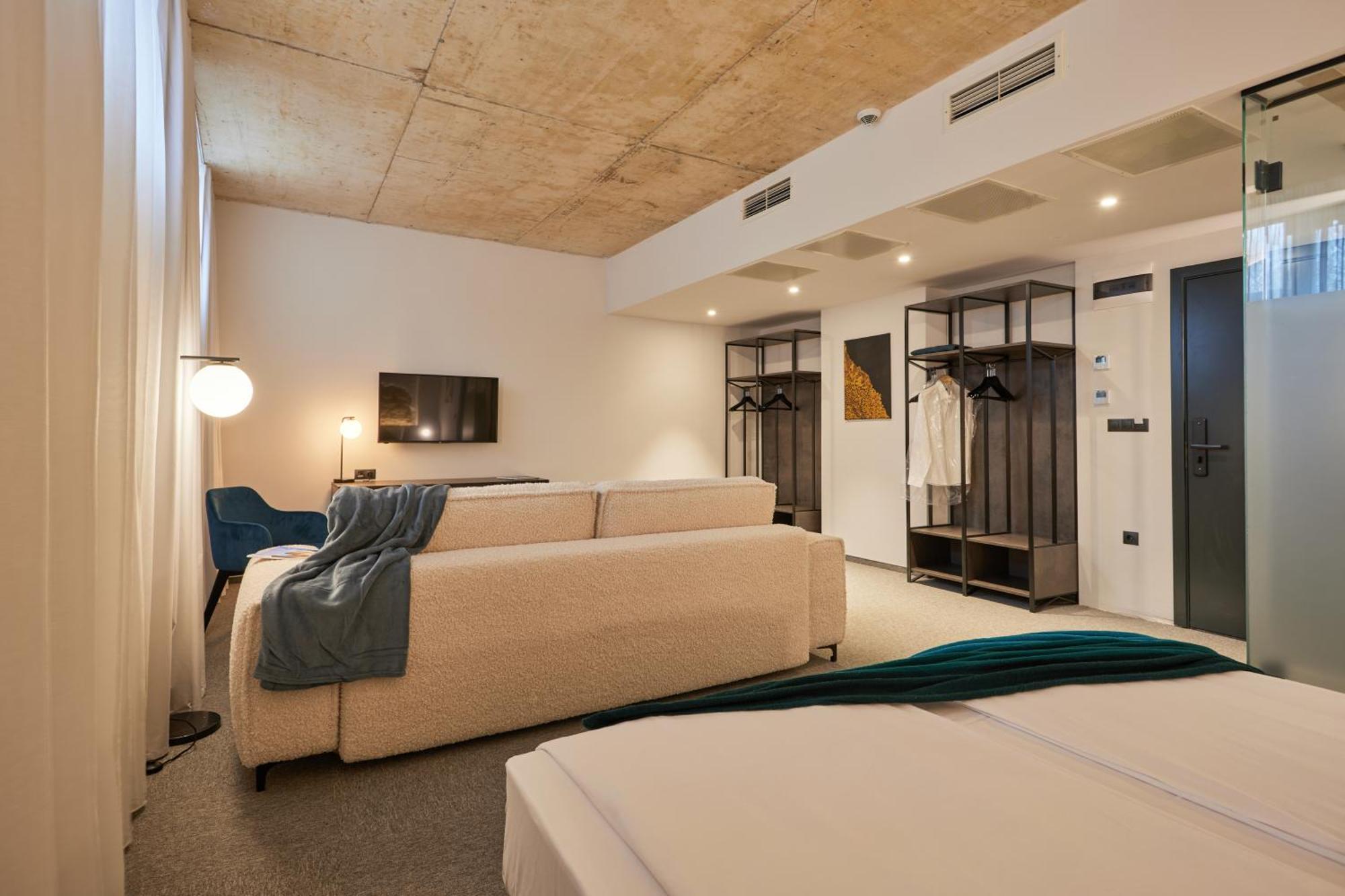 Bizarre Boutique Hotel Warna Zewnętrze zdjęcie