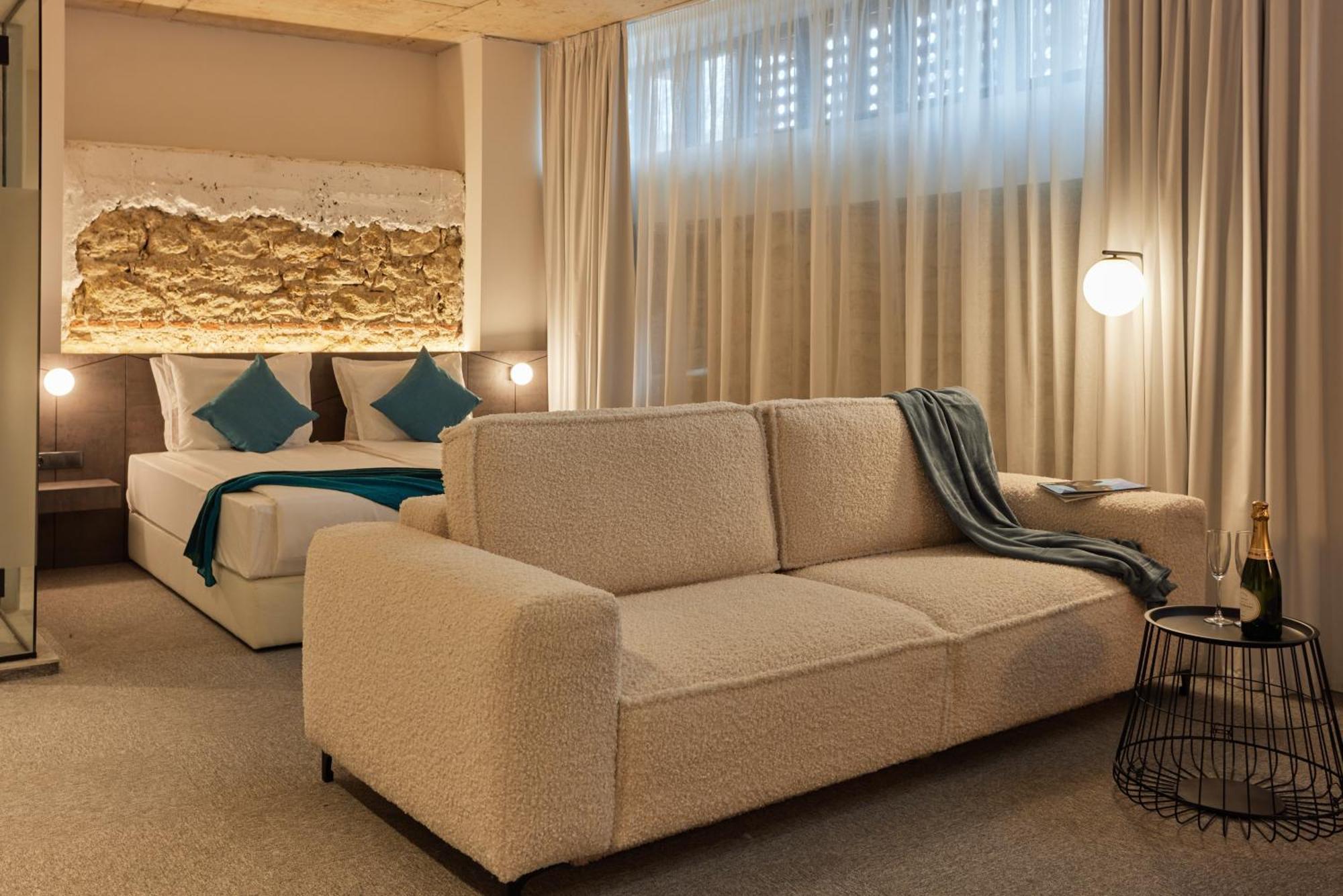 Bizarre Boutique Hotel Warna Zewnętrze zdjęcie